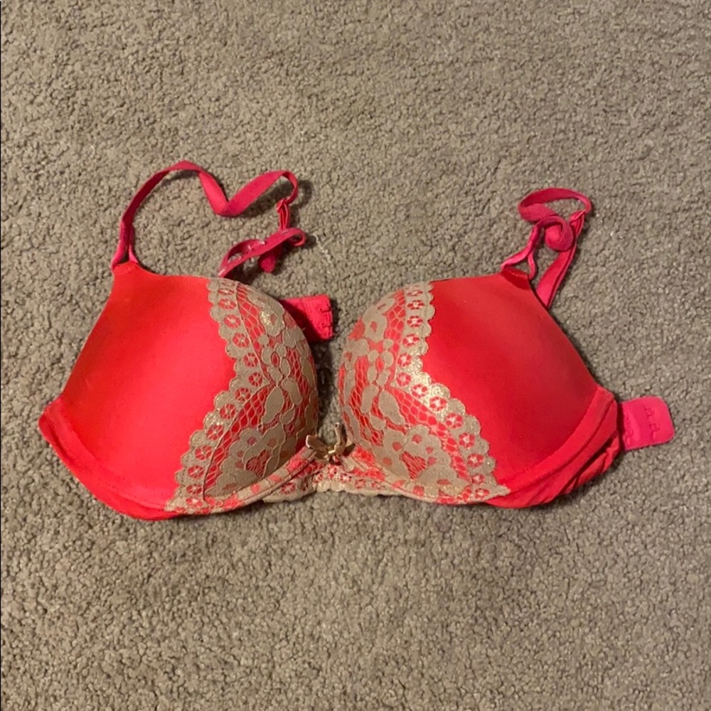 VS bombshell plunge bra